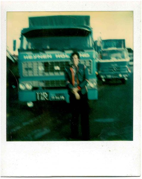 Polaroid 2
