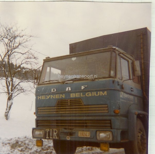j-824-j-1976