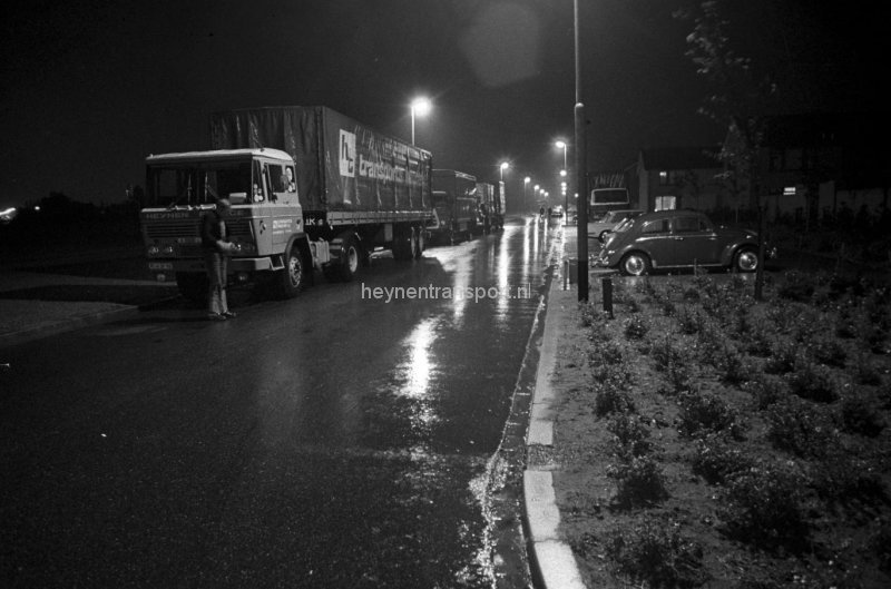 roosendaal-vrachtwagencombinaties-geparkeerd-in-de-nieuwbouwwijken-zorgen-voor-overlast