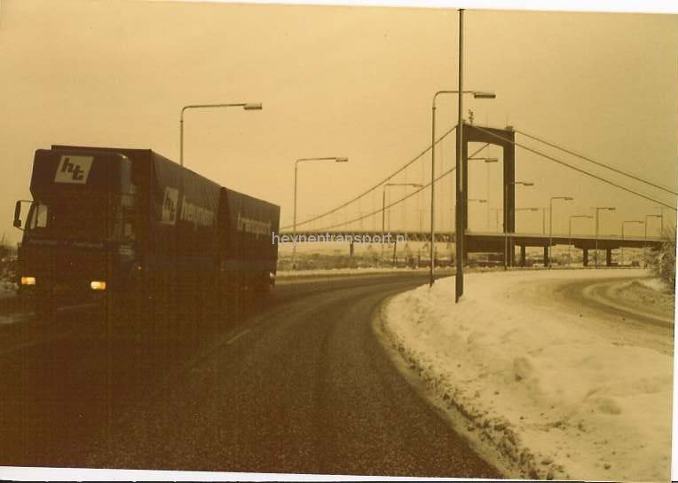 bk-36-jz-komt-net-van-de-boot-in-gotenburg-januari-1986