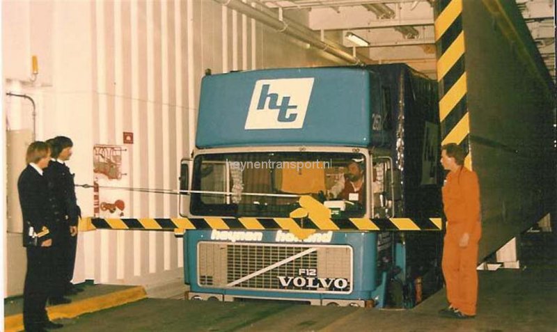 peter-van-osta-zakt-weg-op-de-boot-van-kiel-naar-oslo-mei-1987
