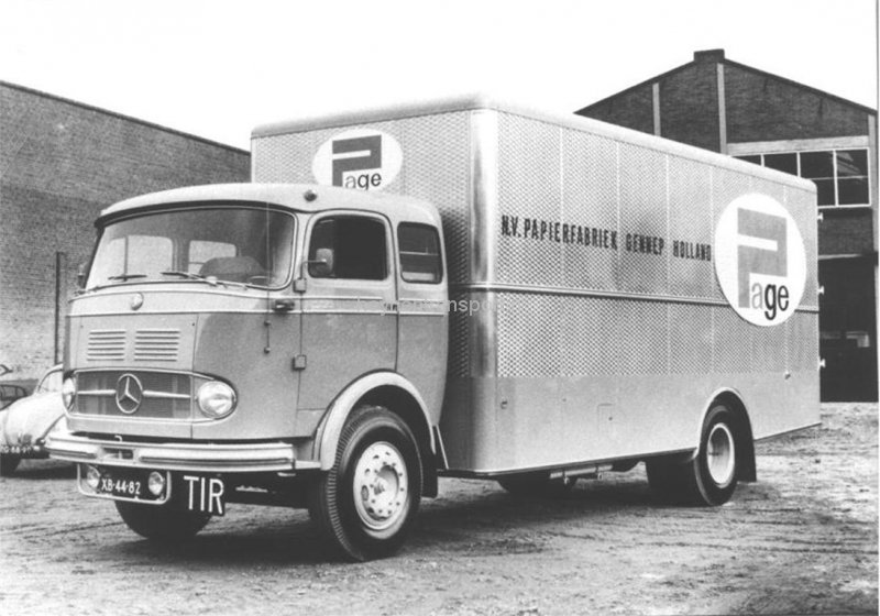 mercedes-benz-lp-1418-bouwjaar-1964-180-pk-met-paul-en-van-weelde-aluminium-opbouw