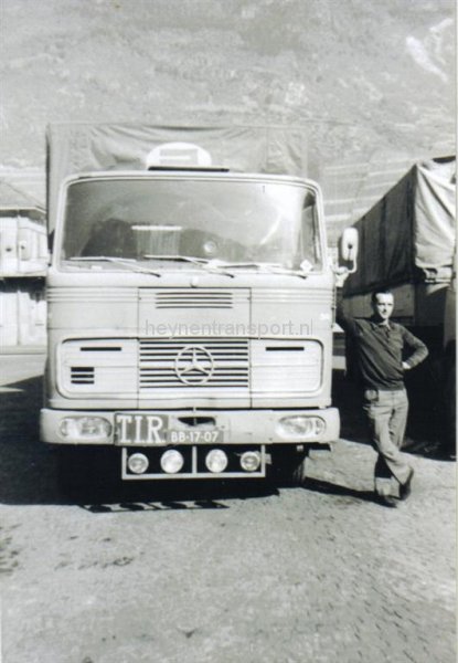 chauffeur Jan Beek uit Dinteloord