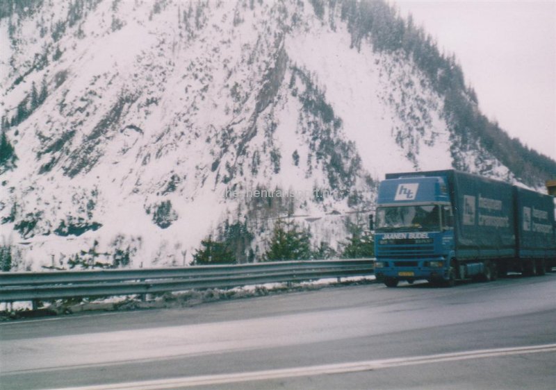 net-uit-de-montblanc-tunnel