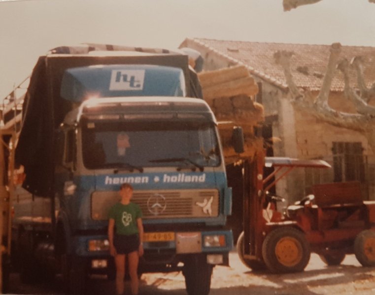 Ko-de-Moor-en-kleine-Jack-riet-laden-Frankrijk-1983