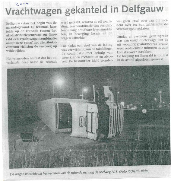 Vrachtwagen Gekanteld in Delfgauw