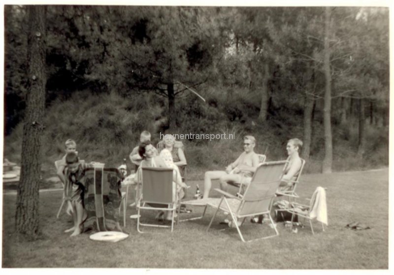 bij-het-vakantiehuisje-van-bart-heynen-in-het-bos