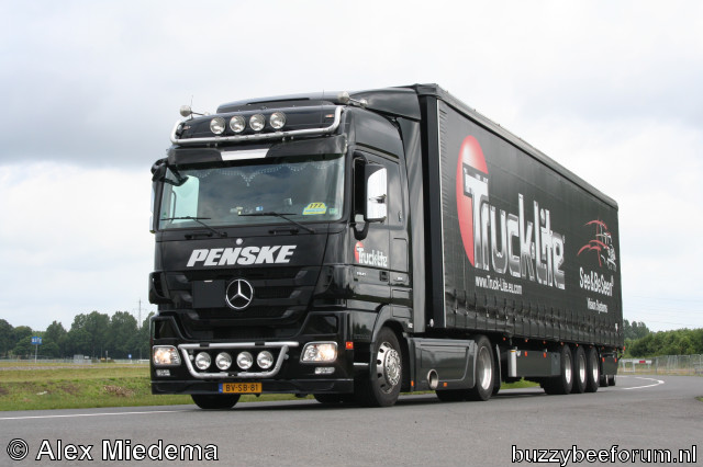 penske-in-het-zwart